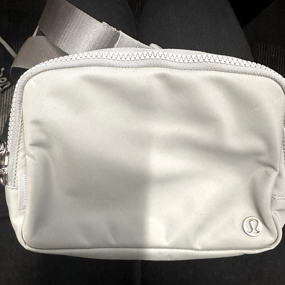 lululemon athletica Crossbody Bag in Light Gray